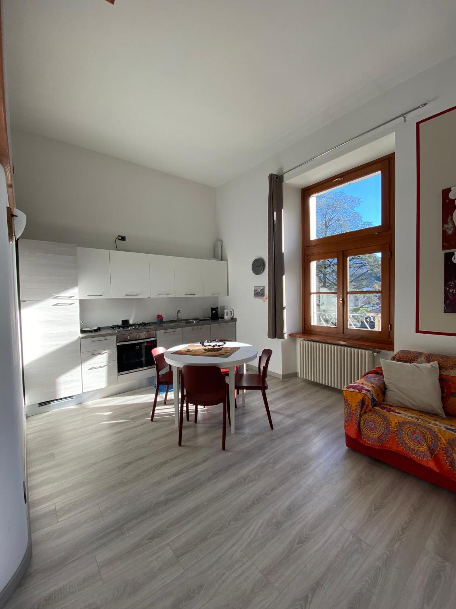 Ferienwohnung Mantellini 2A Domodossola Exterior foto